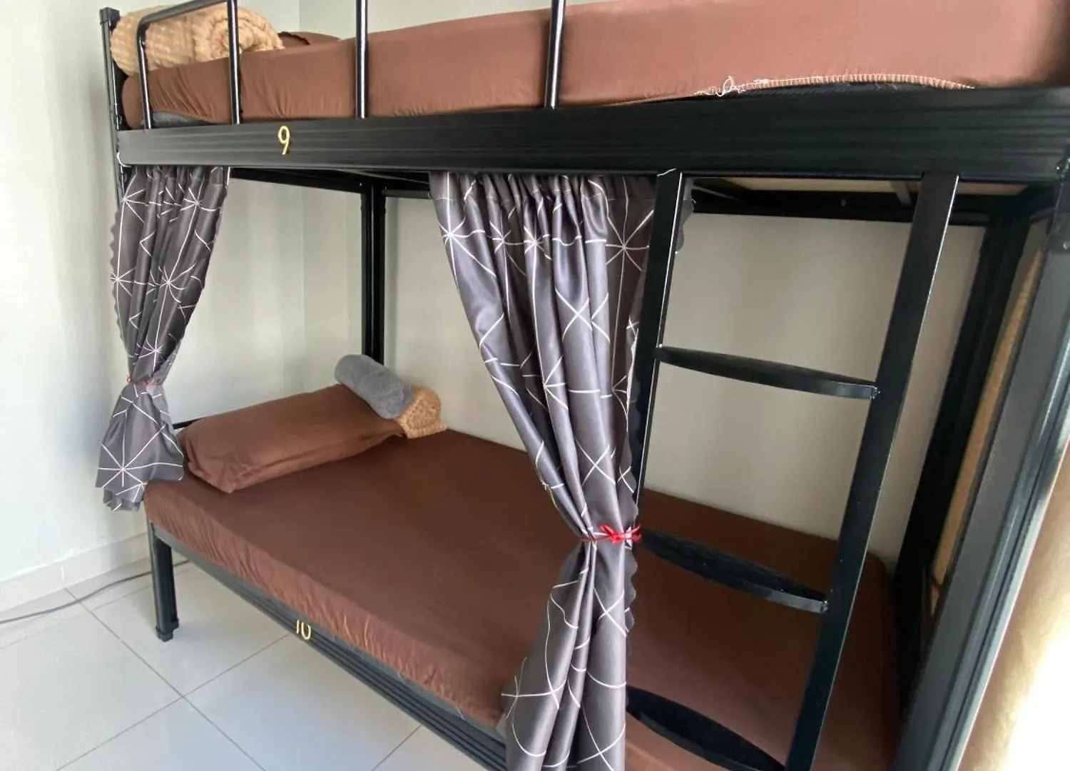Regalia Bestfriend Hostel Kuala Lumpur Apartment