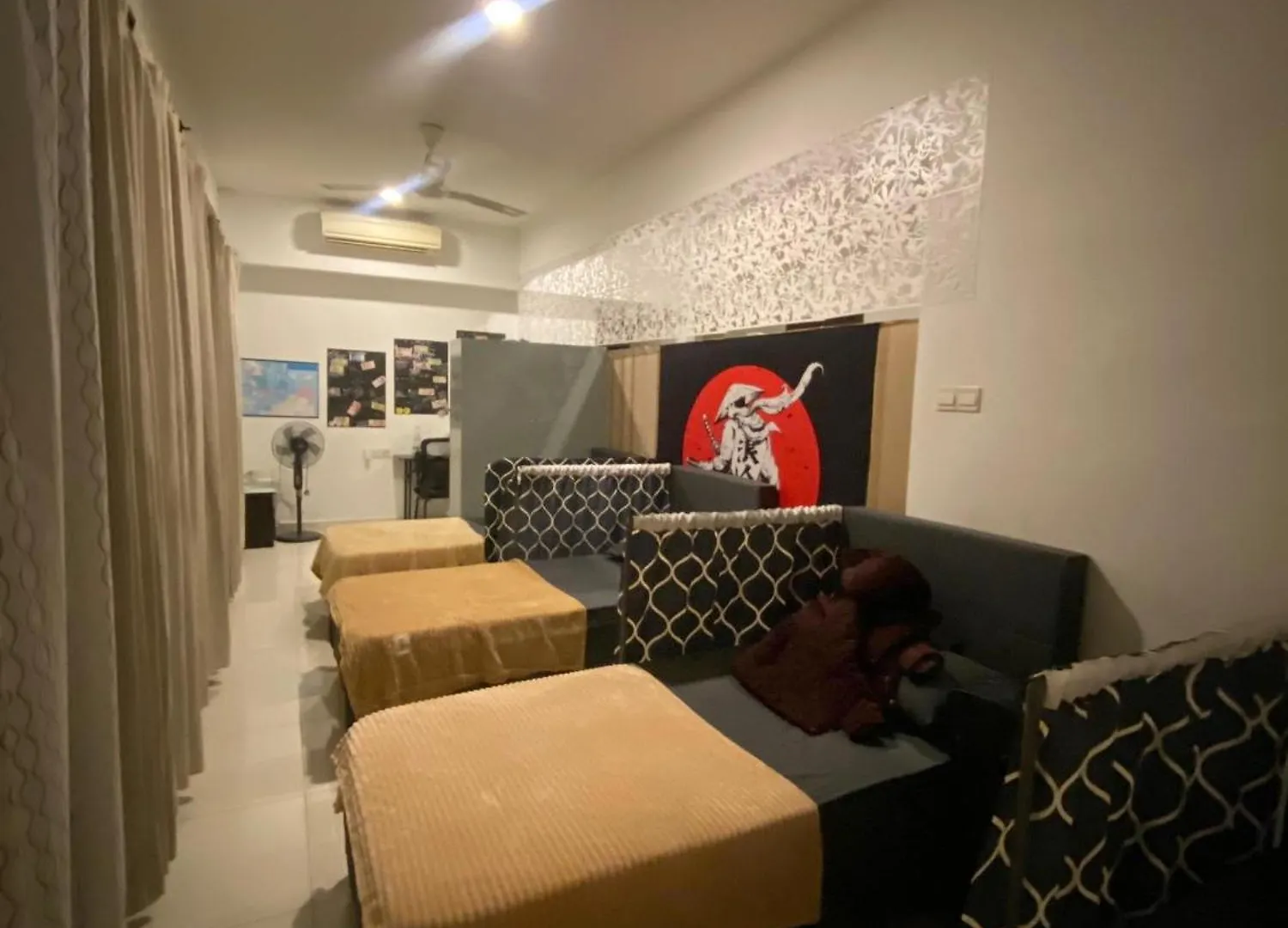Regalia Bestfriend Hostel Kuala Lumpur Apartment